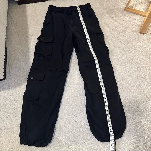 Vibrant Miu VBRT Women’s Black Cargo Pants Lightweight Pockets - Picture 2 of 8